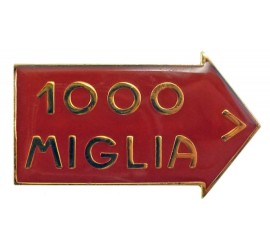 Badge Mille Miglia, couleur or 46x27mm