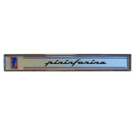 Emblème "Pininfarina"...