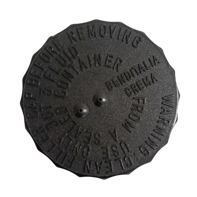 Bouchon de réservoir pour s'adapter au réservoir du maître-cylindre d'embrayage. Bouchon de réservoir pour s'adapter au réservoir du maître-cylindre d'embrayage.
