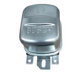 Régulateur de tension Bosch...