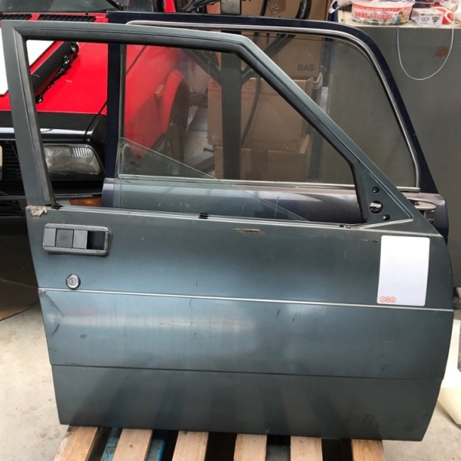 OCCASION - Porte avant Droite Alfa 75 - n°16 OCCASION - Porte avant Droite Alfa 75 - n°16