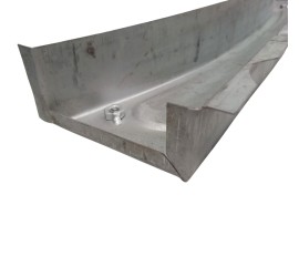 Traverse antérieure radiateur pour GT Bertone, Spider & Giulia de 1963 à 1968