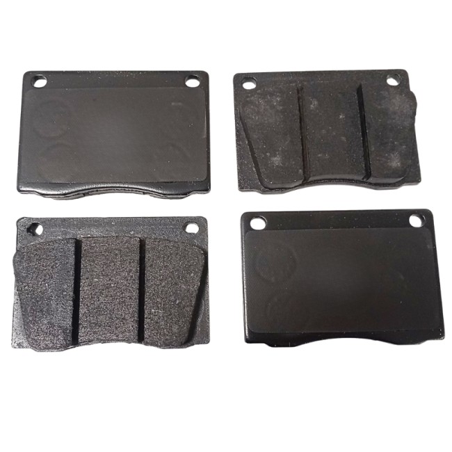 Set de plaquettes de frein avant Alfa Romeo série 101 et 106 (2600)