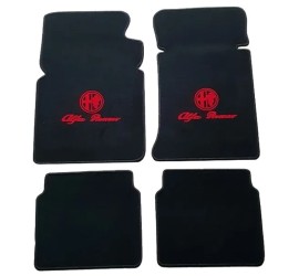 Jeu de 4 tapis de sol, pédalier supérieur noir